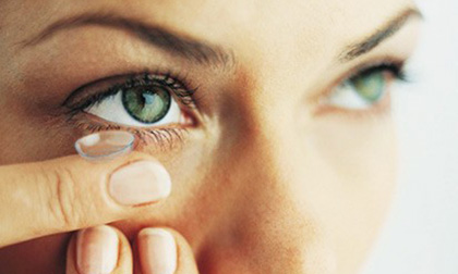 จักษุแพทย์แนะ 4 วิธีเลี่ยงอาการตาแห้ง